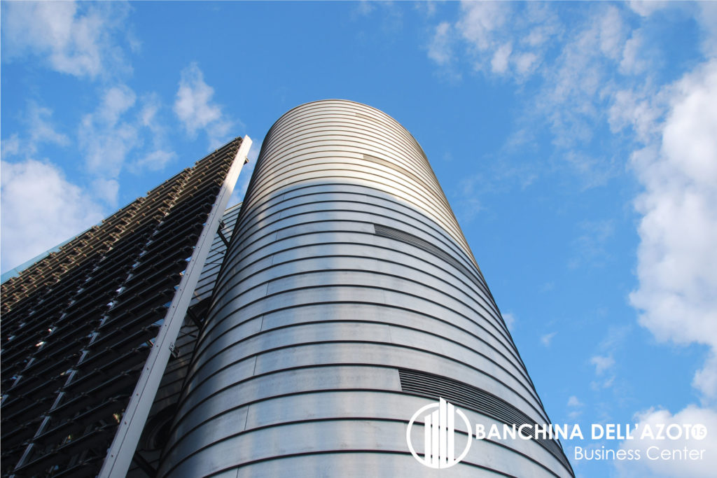Foto del building di Banchina dell'Azoto